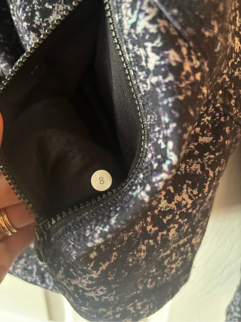 Lululemon Forme Jacket (Cuffins) Zip-Up. Size 8